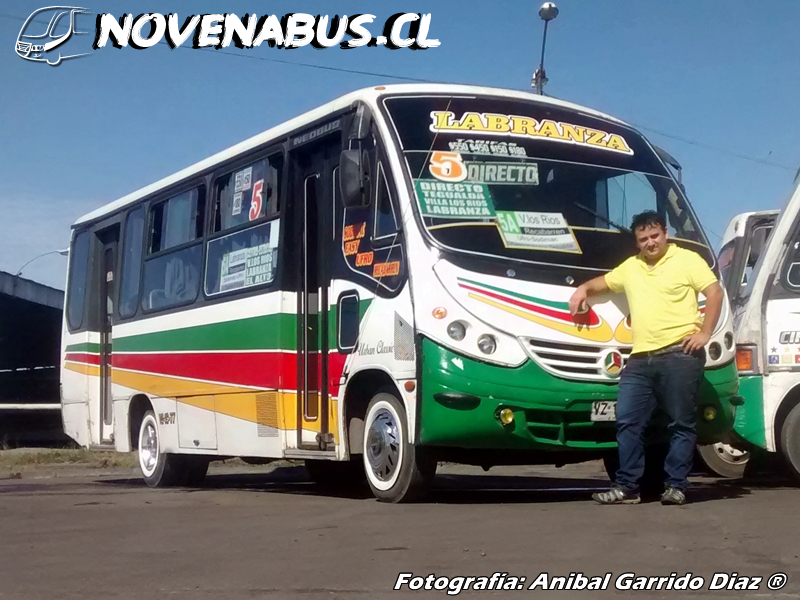 Neobus Thunder / Mercedes-Benz LO-915 / Línea 5 Labranza