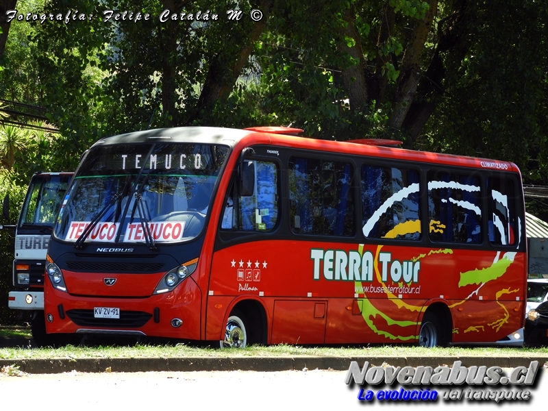 Neobus Thunder + / Mercedes-Benz LO-916 / Terra Tour