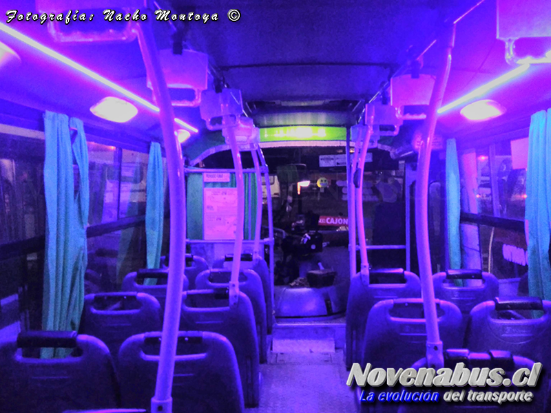 Salon Neobus Thunder + / Agrale MA 8.5 / Línea 7 Temuco